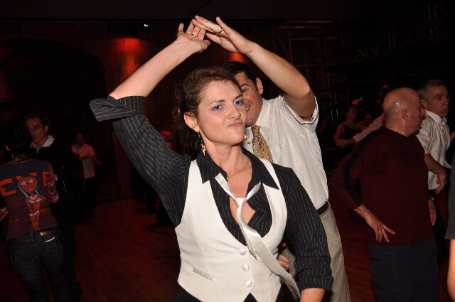 min 2009 11 29 station danse 166